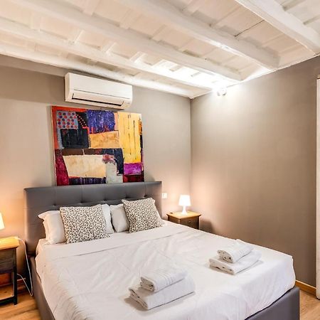Lovely Spacious Apartment Near The Colosseum Рим Екстер'єр фото